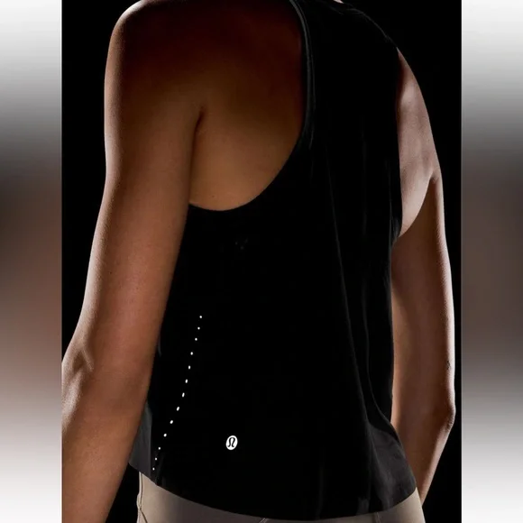 Fast and Free Race Length Tank - Picture 3 of 9